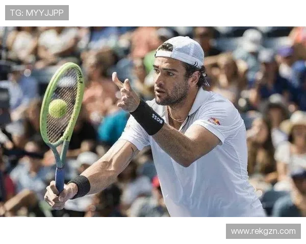 萨巴谈社交媒体：遇到自己时会快速滑走